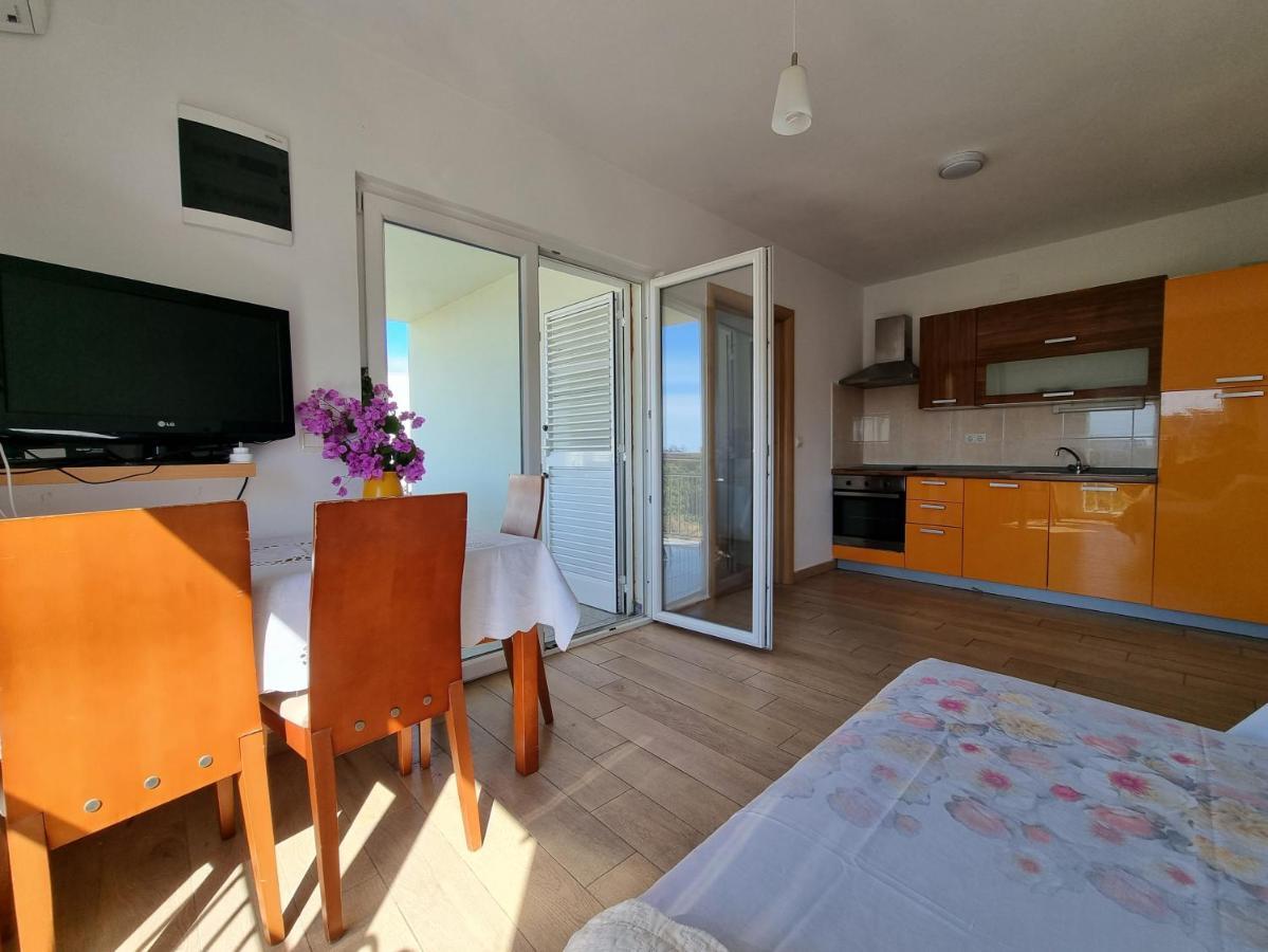 The Golden Grotto Apartments Novalja Dış mekan fotoğraf