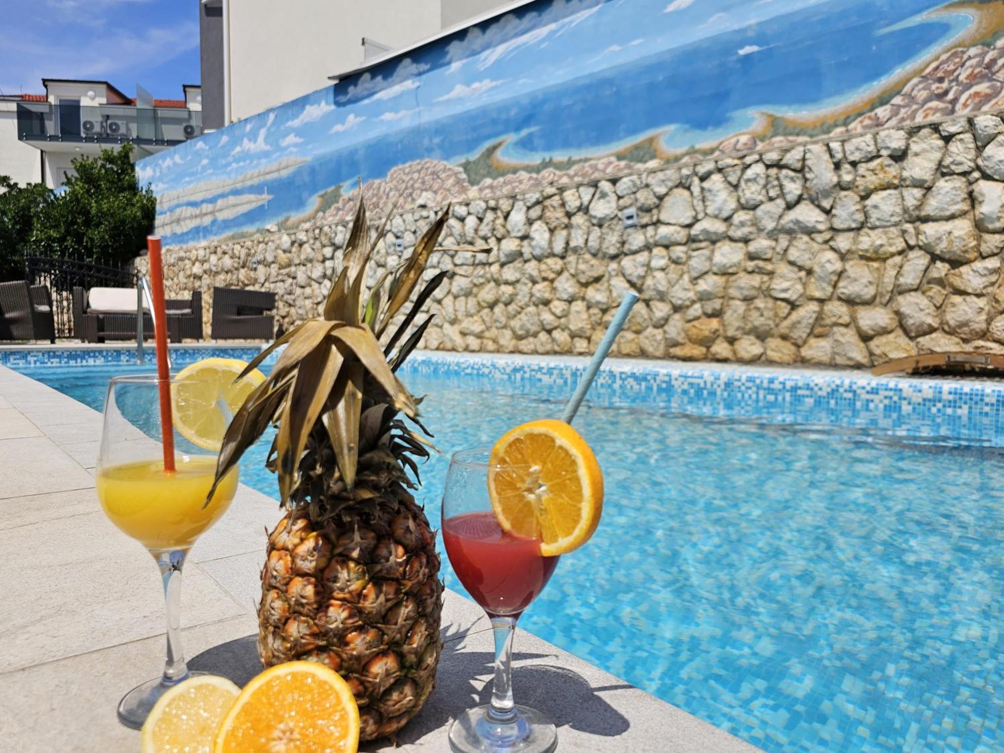 The Golden Grotto Apartments Novalja Dış mekan fotoğraf