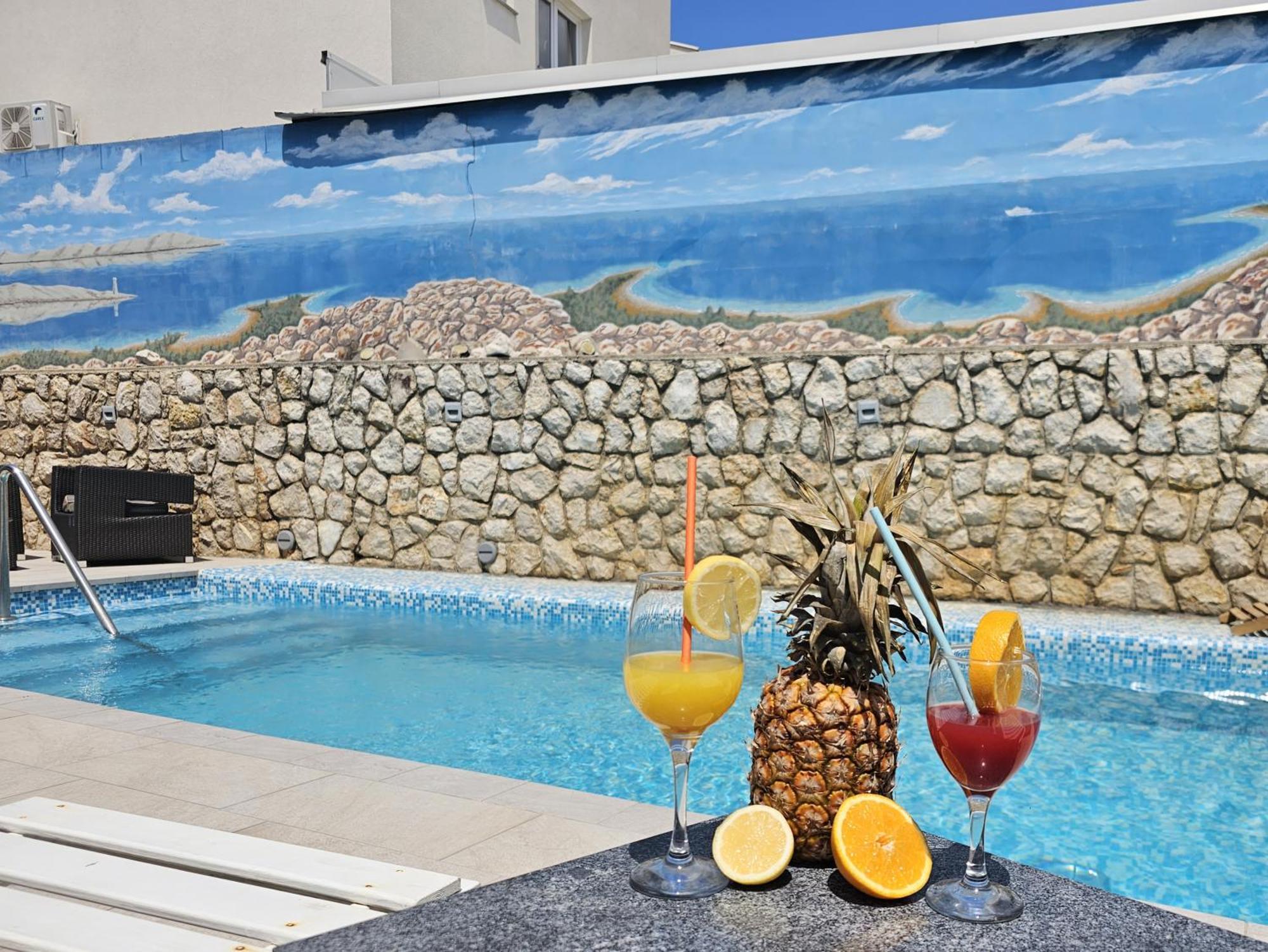 The Golden Grotto Apartments Novalja Dış mekan fotoğraf